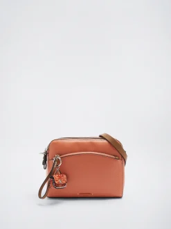 Crossbody Bag With Pendant|Parfois Shop