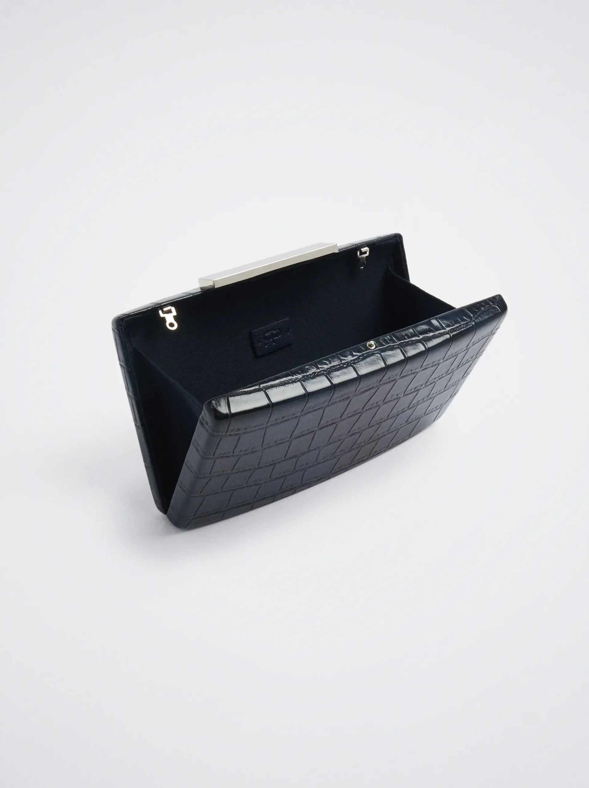 Embossed Animal Party Clutch|Parfois Best