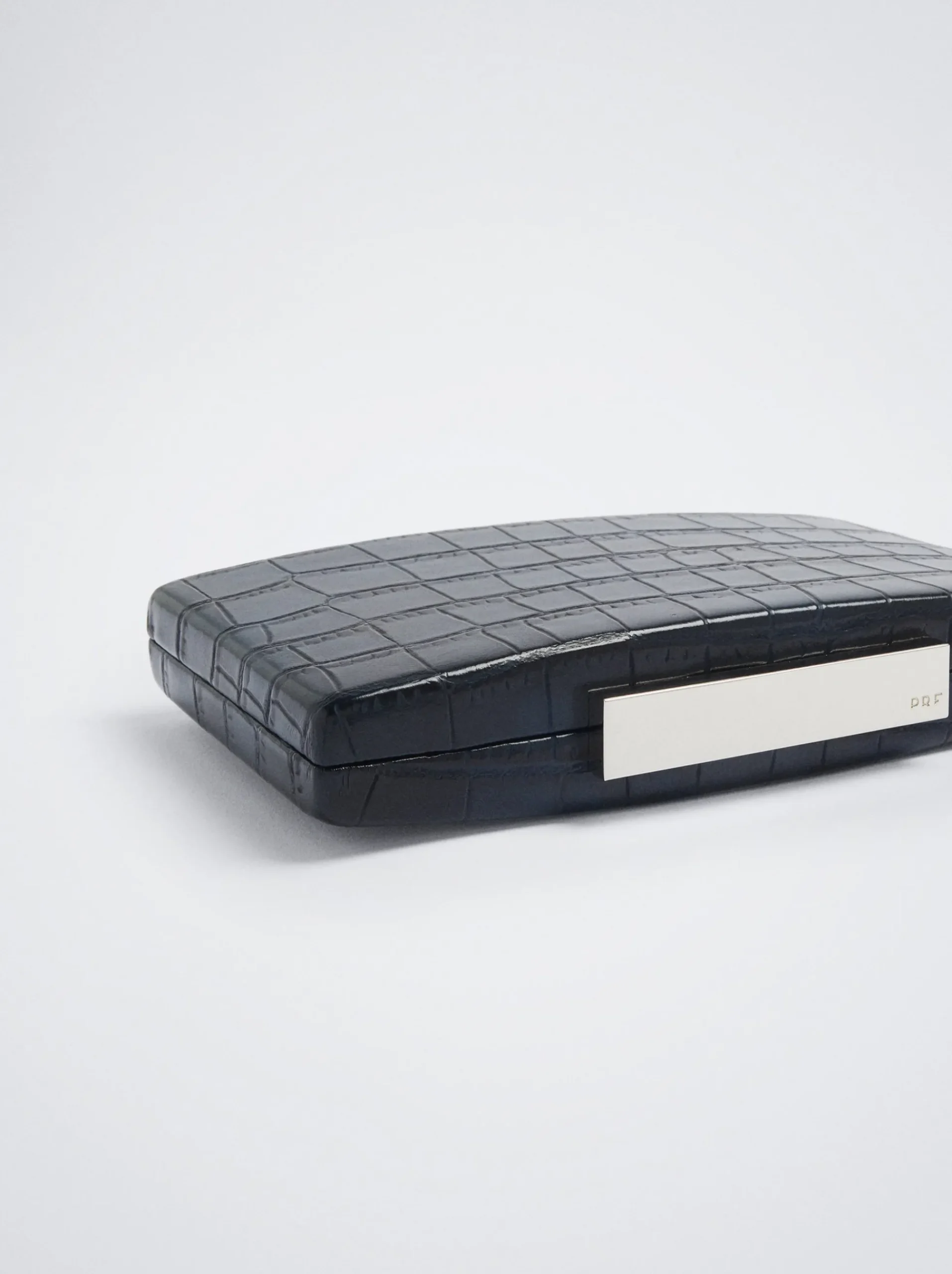 Embossed Animal Party Clutch|Parfois Store