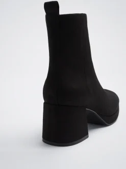 Faux Suede Ankle Boots|Parfois Fashion