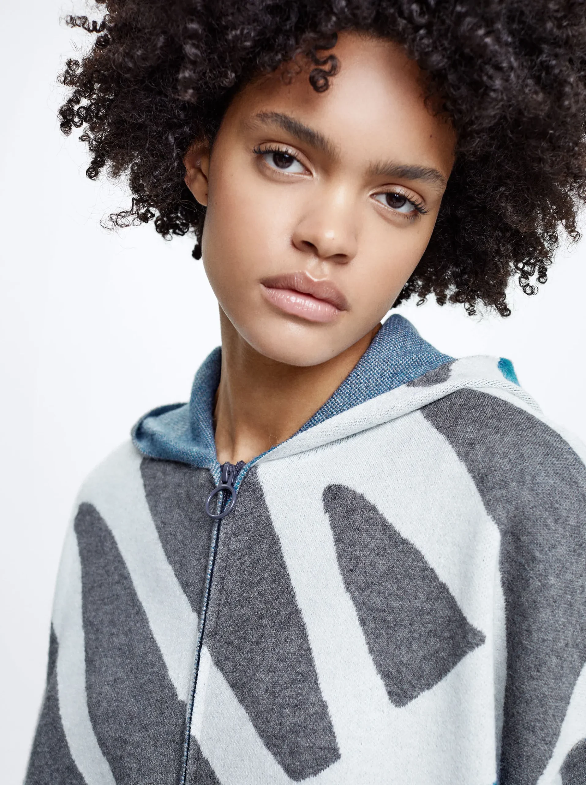 Hooded Knit Poncho|Parfois Clearance