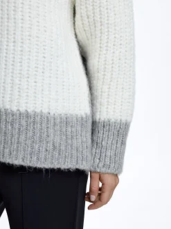 Knit Sweater With Color Block|Parfois Clearance