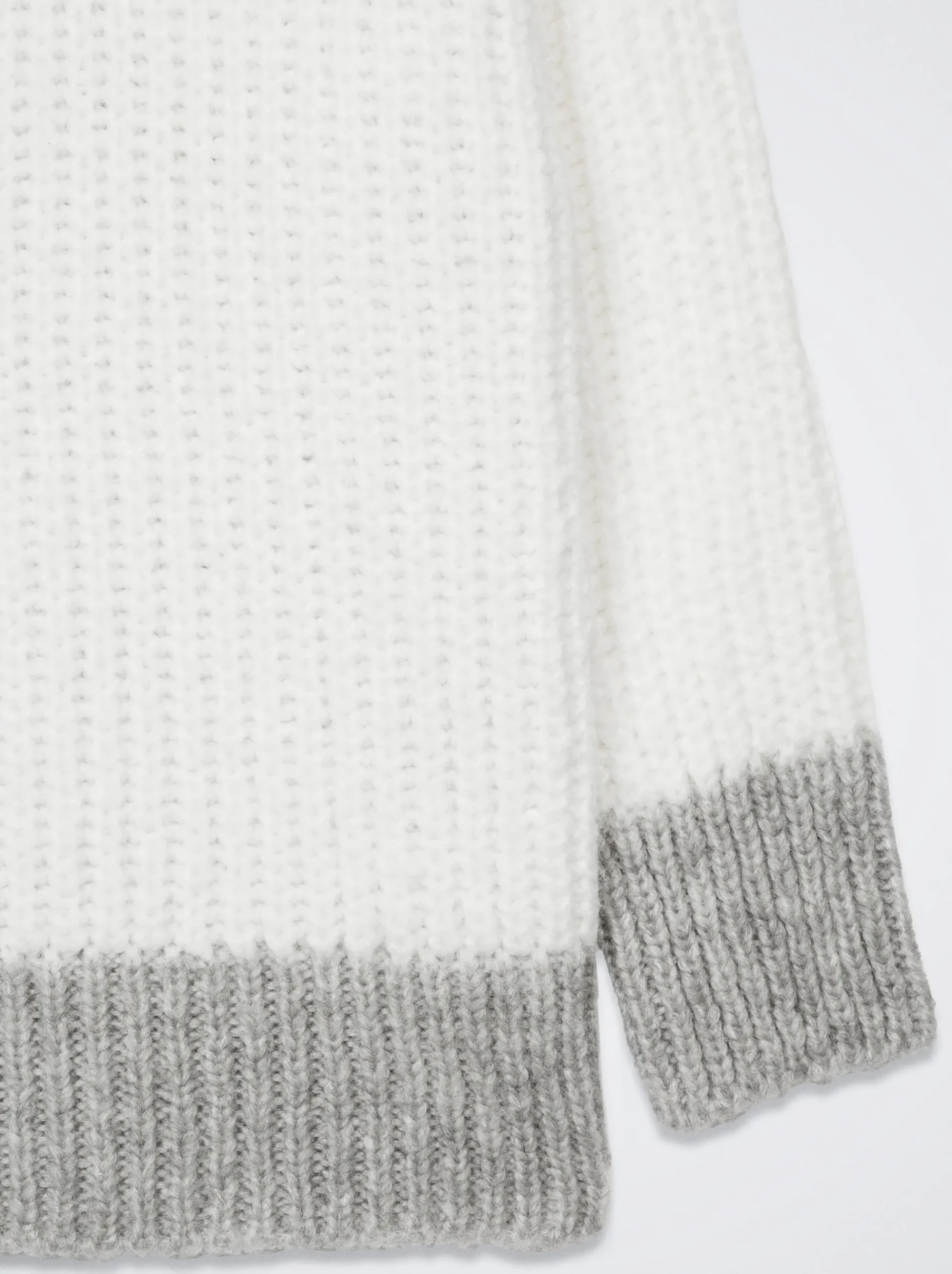 Knit Sweater With Color Block|Parfois Clearance