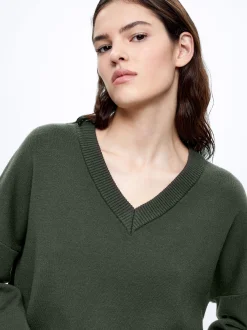 Knitted V-Neck Sweater|Parfois Shop