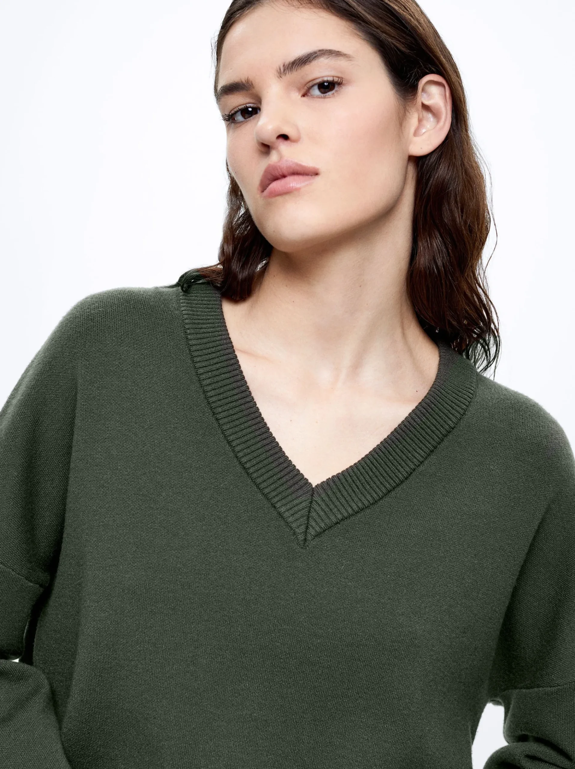 Knitted V-Neck Sweater|Parfois Shop