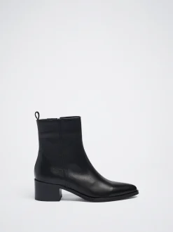 Leather Heeled Ankle Boots|Parfois Fashion