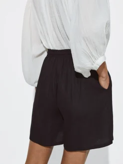 Linen Shorts With Elastic Waistband|Parfois Hot