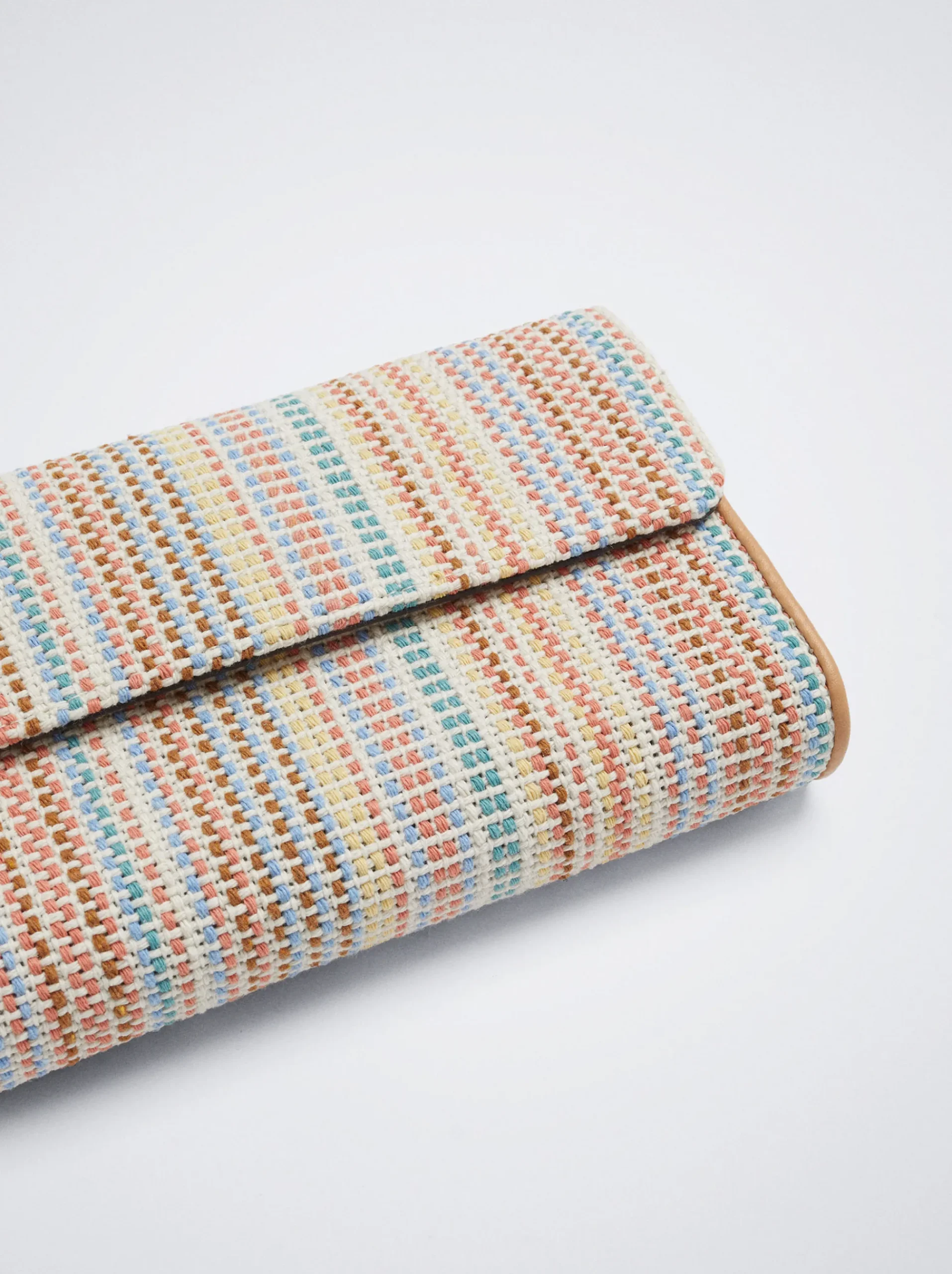 Multicolored Fabric Wallet|Parfois Best