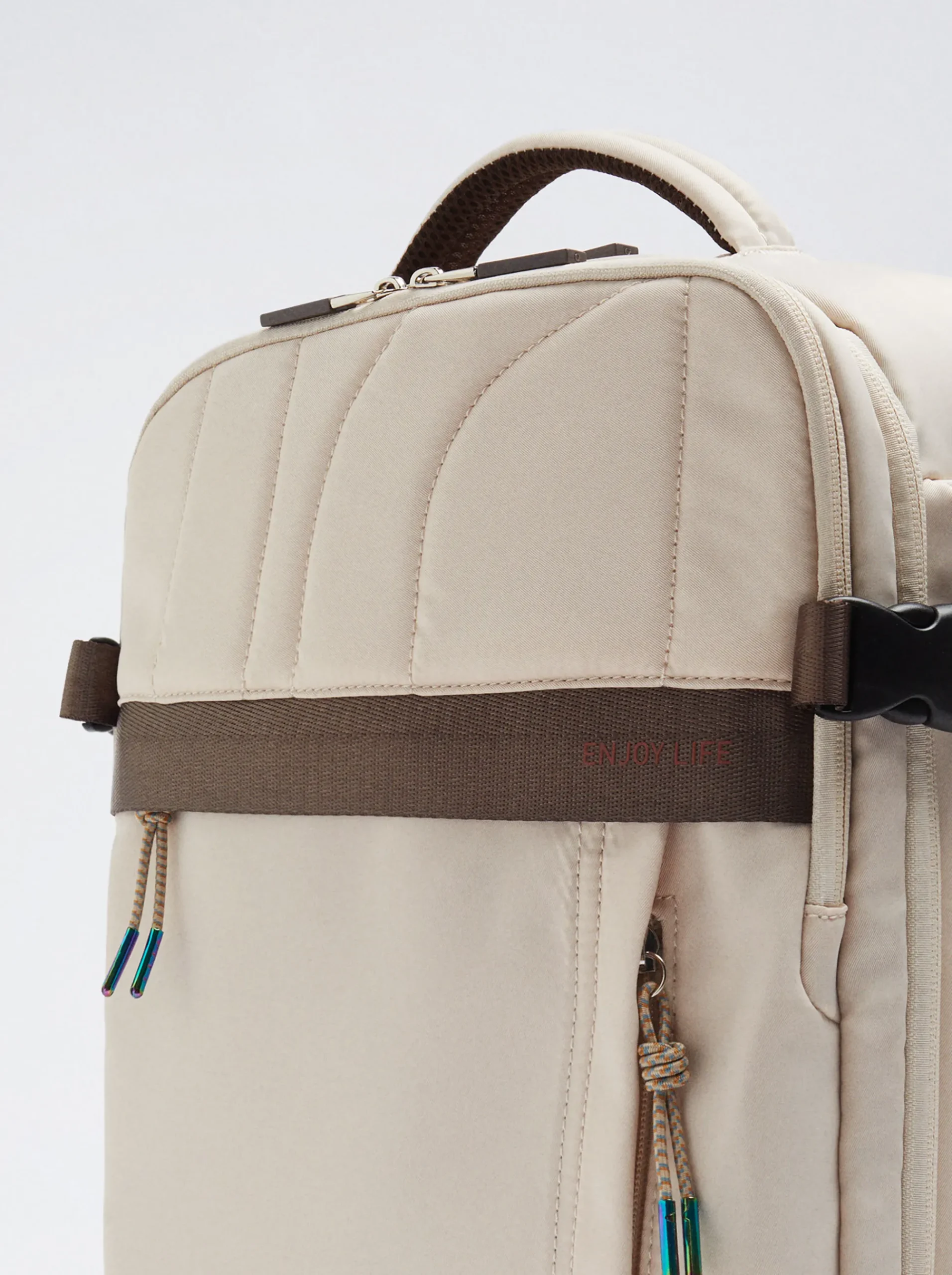 Nylon Cabin Backpack|Parfois Fashion