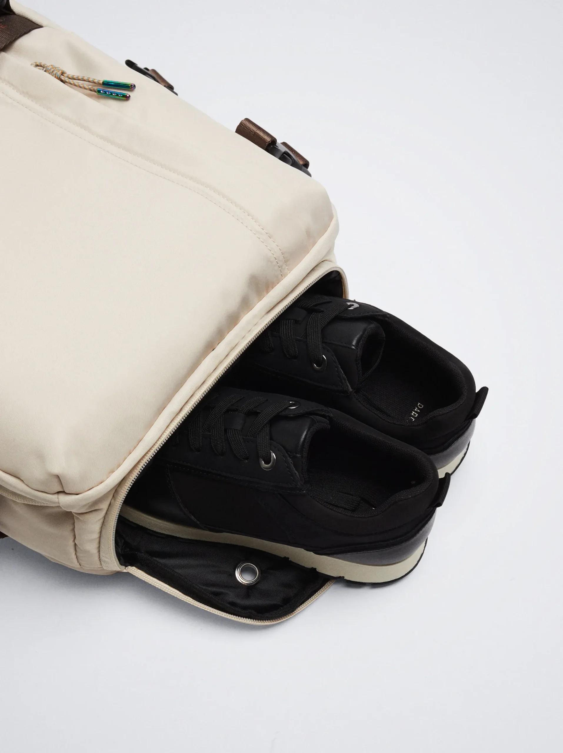 Nylon Cabin Backpack|Parfois Fashion