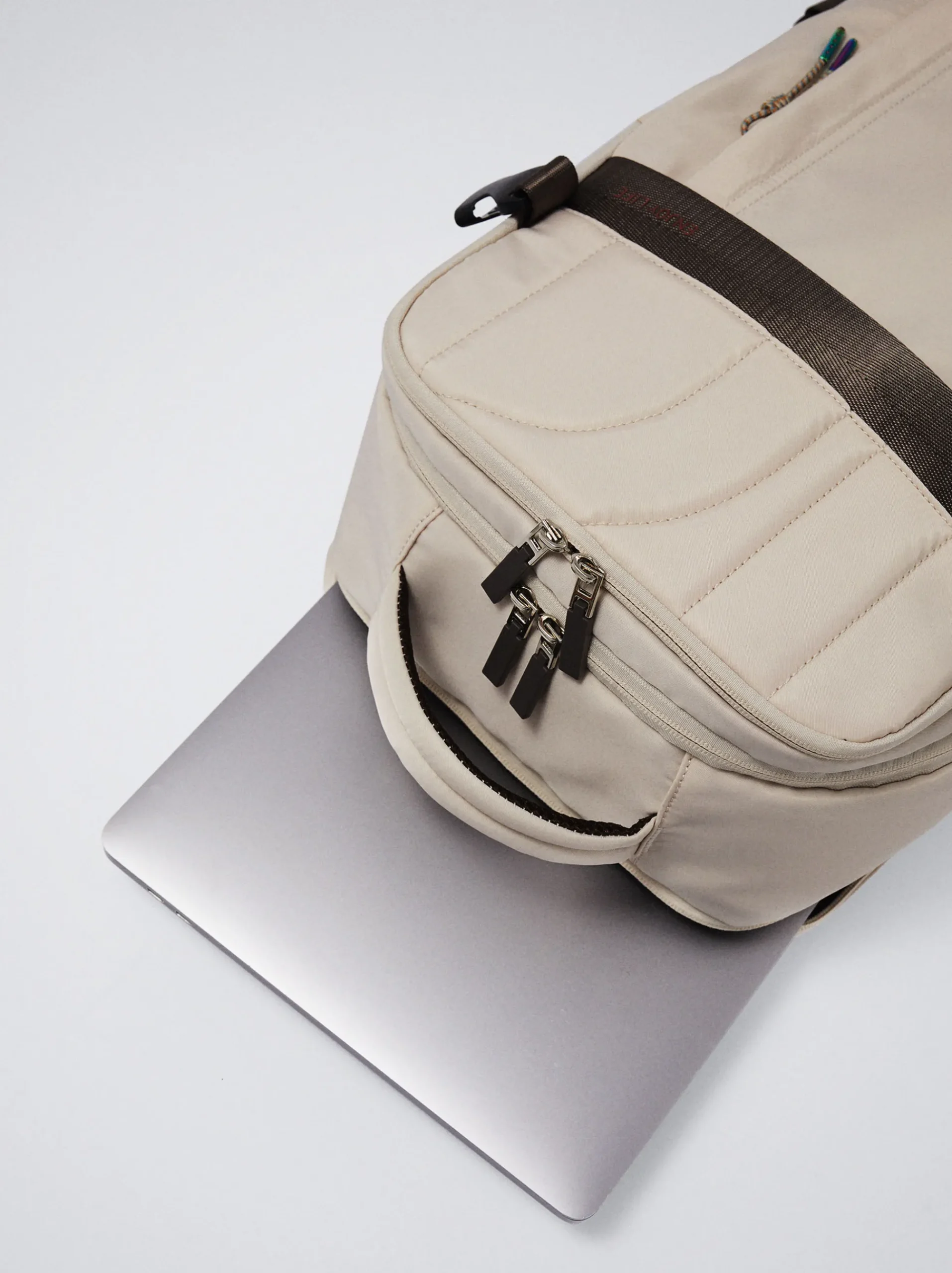 Nylon Cabin Backpack|Parfois Fashion