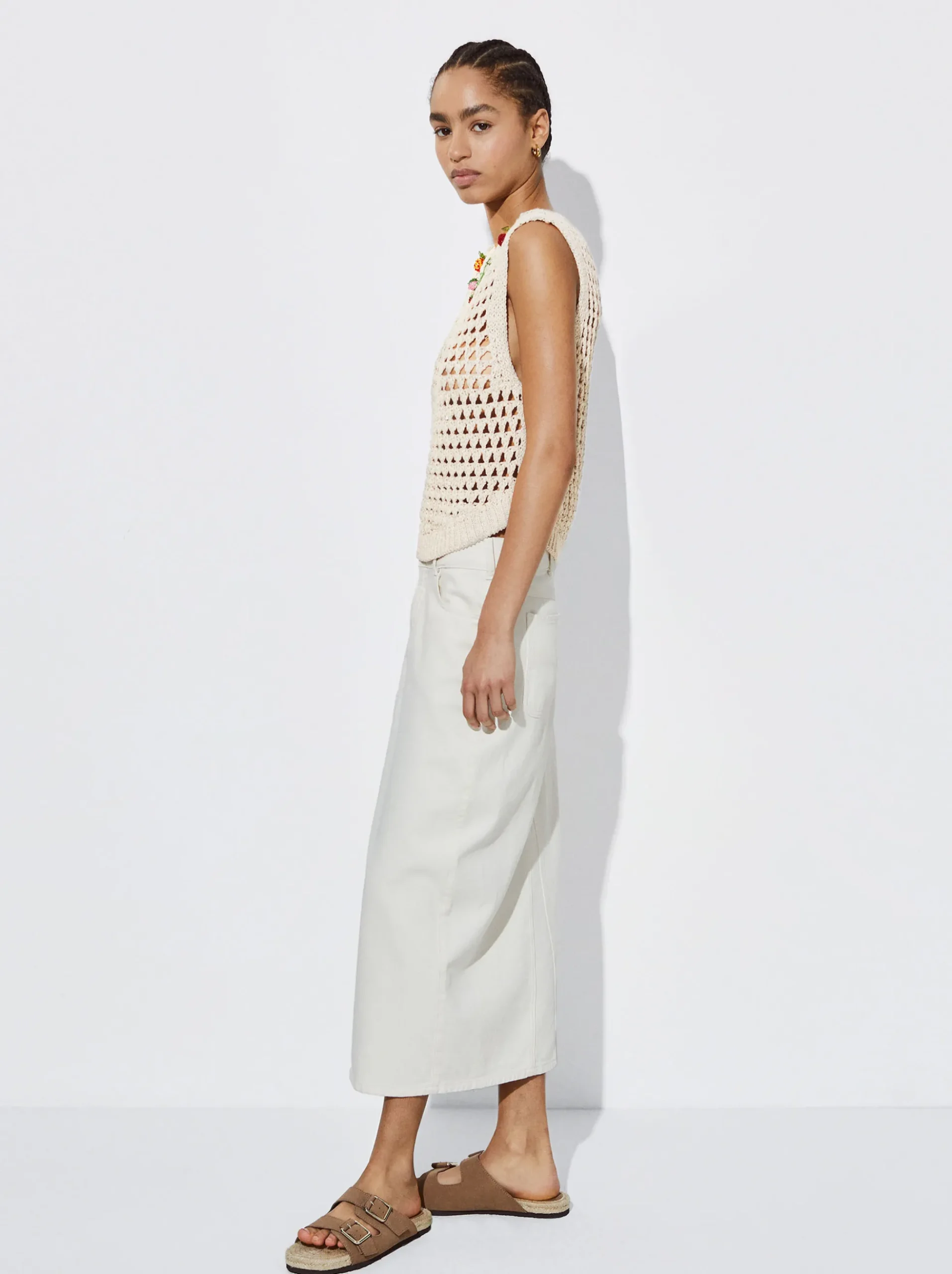 Open Knit Vest With Appliqus|Parfois Flash Sale