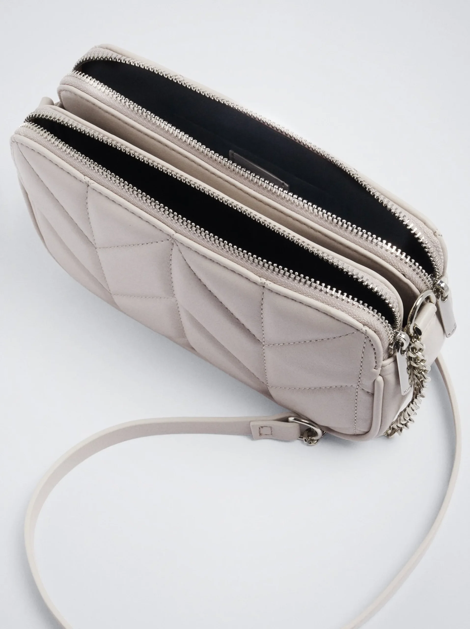 Quilted Crossbody Bag With Chain|Parfois Store