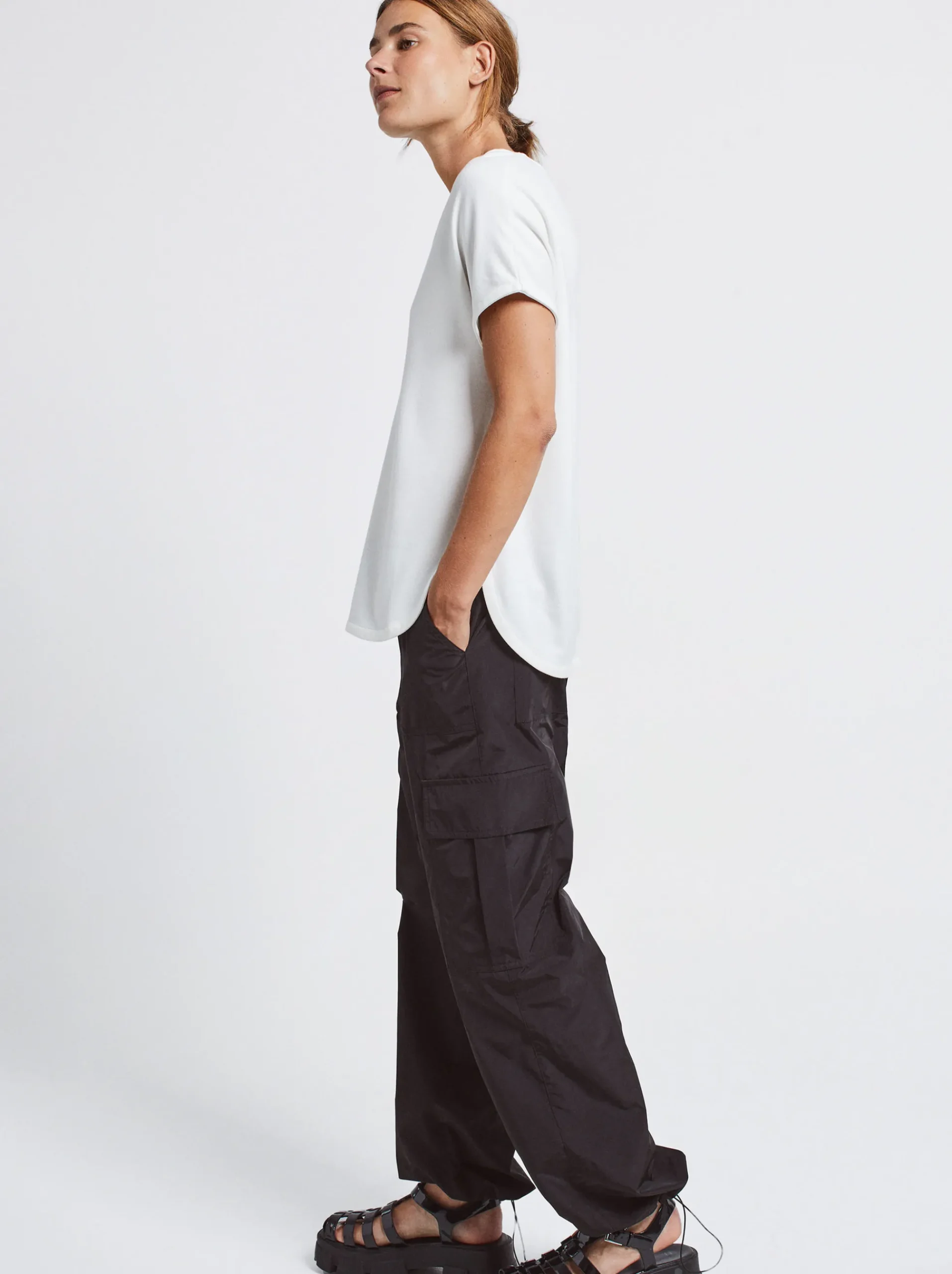 V-Neck Basic T-Shirt|Parfois Shop