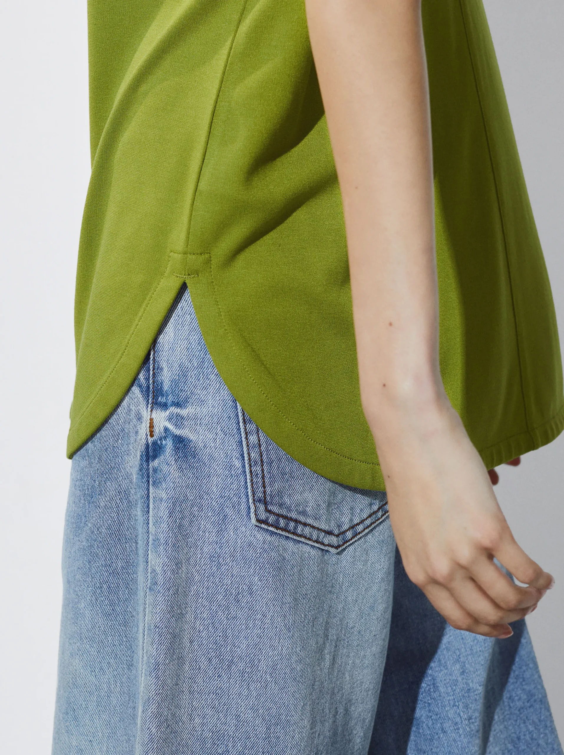 V-Neck Basic T-Shirt|Parfois Best Sale